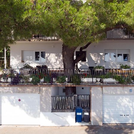 Apartments Adisa Omiš Exterior foto